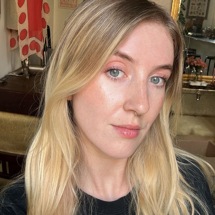 Ariel wearing Giorgio Armani Beauty Luminous Silk Glow Blush in Euphoric